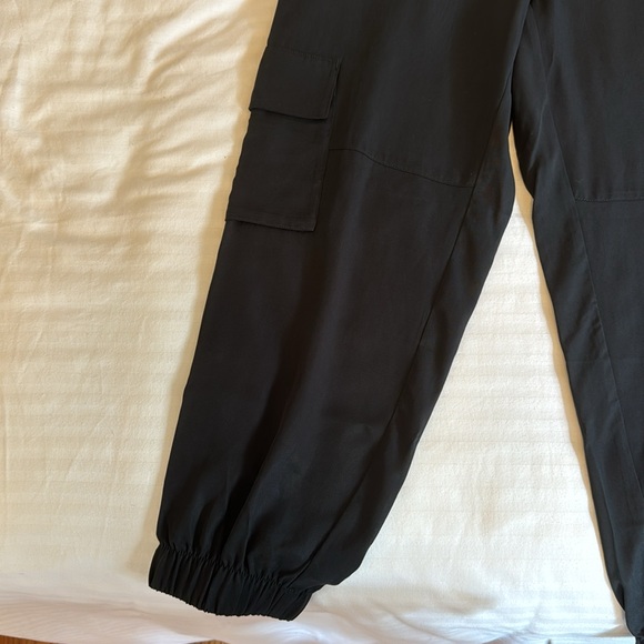 Banana Republic Black Cargo Joggers - L Petite - Picture 7 of 11